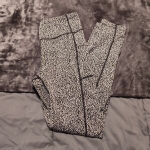 MUST BUNDLE - High Rise Thick Black and White Knit Leggings